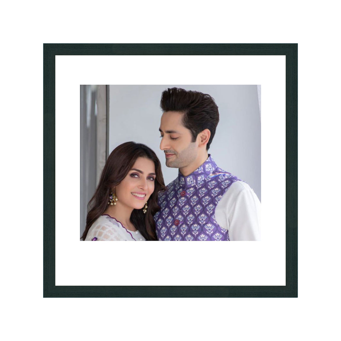 Live Product Options Frame Size & Color